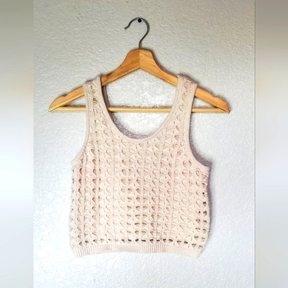 💚5/$25 Freshman 1996 Cream Open Knit Sleeveless Crop Tank Top Size Small - Picture 1 of 5